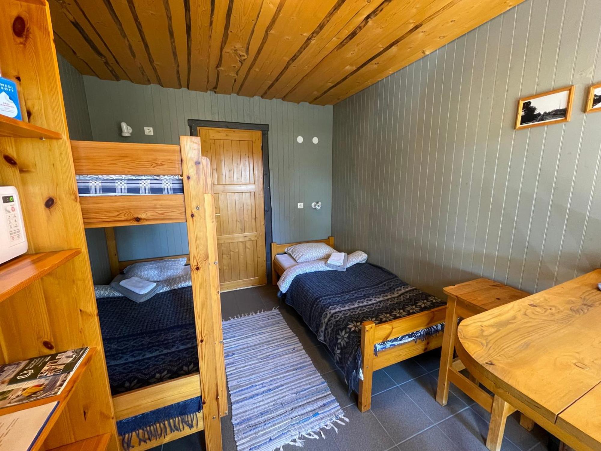Hostel Kalameeste Maja Mustvee Exteriör bild
